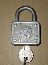 Vintage Masterlock Lion's Head Padlock 77 With Key