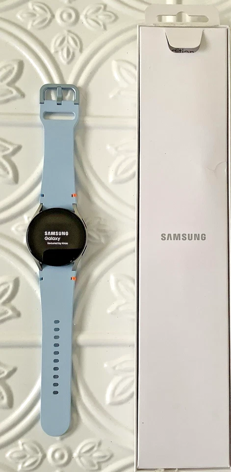 Samsung Galaxy Watch FE SM-R866U 40mm 16GB Wi-Fi + LTE Blue New Open - Image 4 of 4
