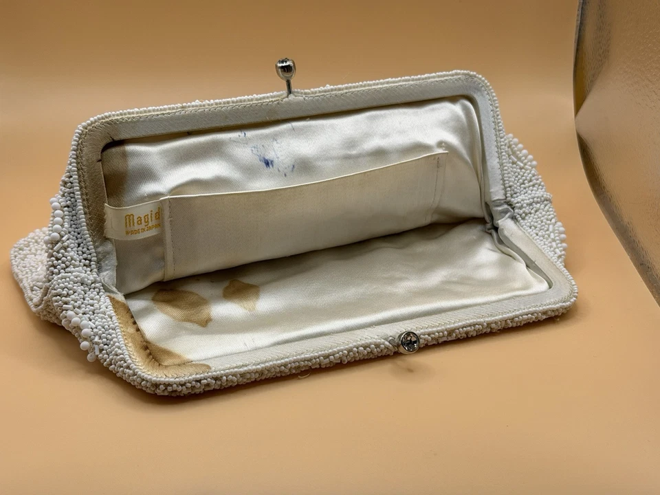 Vintage 1960s (?) Magid White Clutch, Stained, Made in Hapan - Image 4 of 4
