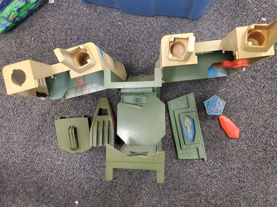 VTG 1984 Panosh Place Voltron Castle Of Lions Playset, As Is, Damaged - Image 2 of 4