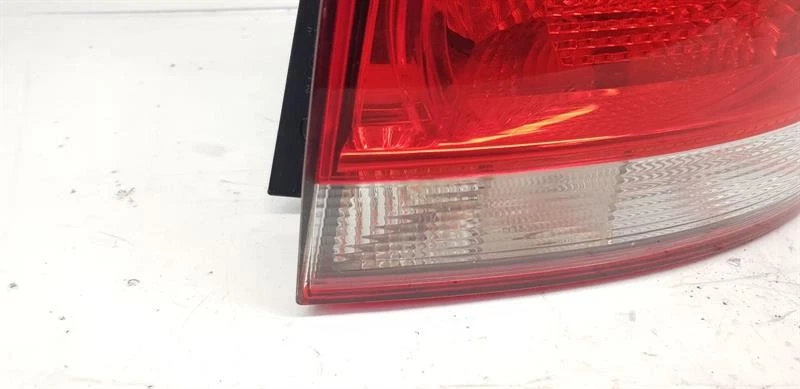 2011 VOLKSWAGEN GOLF REAR TAIL LIGHT RH DRIVER SIDE 5 DOOR HATCHBACK 5K0945096E - Image 2 of 4