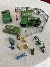 Vintage Toy Army Military Jeeps, Tank, Soldiers, Fencing & Flag, Green Plastic