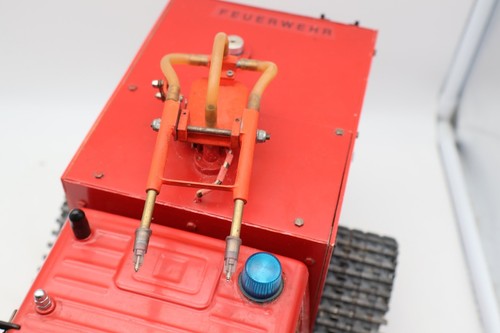 Feuerwehr Unimog Metall RC Modell Kettenantrieb 1:14 (?) Eigenbau Unikat - Photo 3/10