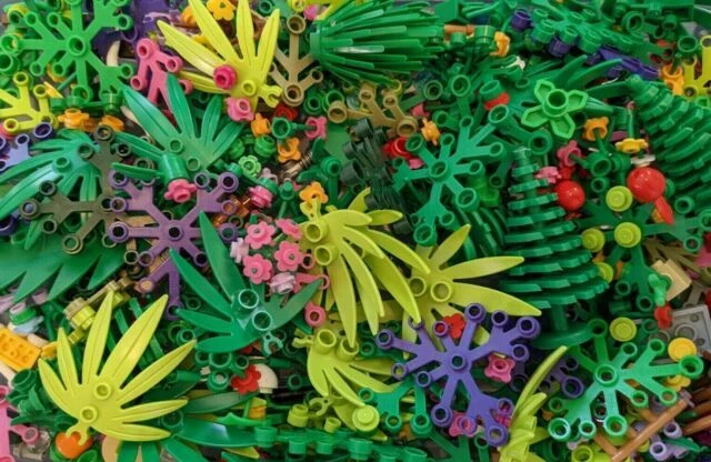 LEGO Lot 100+ Pieces From Bulk CHOOSE YOUR COLOR Random Assorted Bricks Blocks - Image 4 of 4