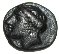 THESSALY, LARISSA. AE 16. CIRCA 4th CENTURY BC. NYMPH LARISSA-HORSE