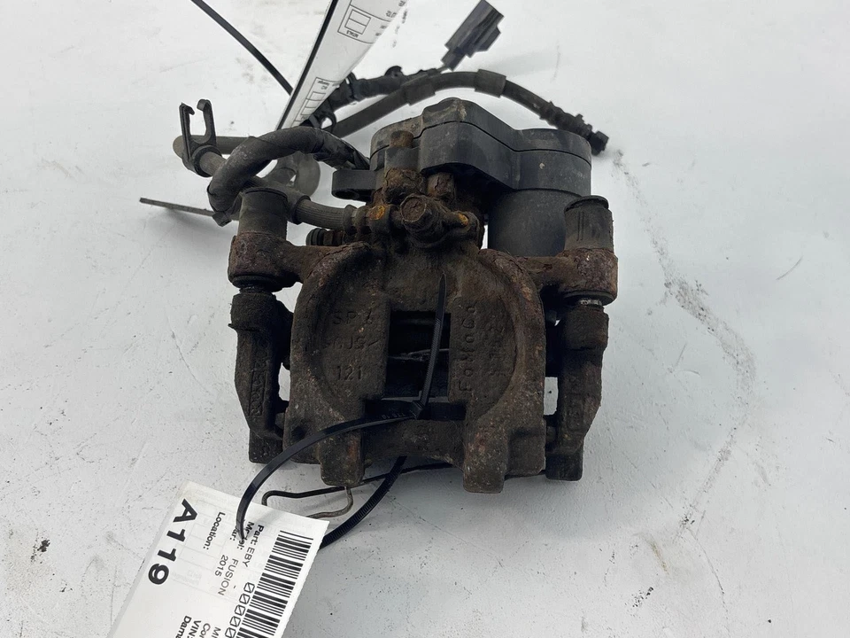 Pinça traseira esquerda Ford Fusion 2013-2020 - Imagem 4 de 4