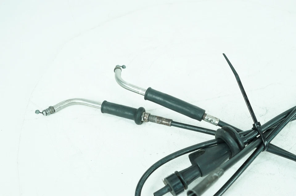 2006 Harley Touring Electra Glide Classic OEM Idle Throttle Wire Cables Line - Image 3 of 4