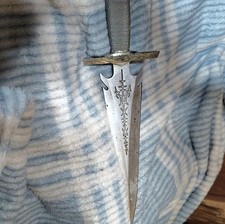 United Double Edge Stainless Steel Dagger Silver Decorative Blade