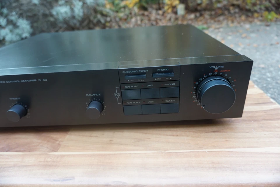 Gepflegter High End  Vorverstärker Yamaha C 40 mit Phono MM / MC - Bild 3 von 4