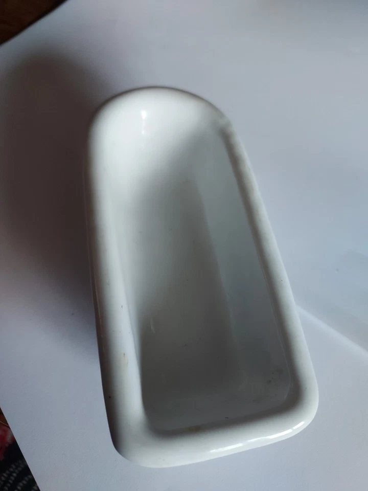 Ancienne Petite Baignoire En Fonte Émaillée Becuve - Photo 2/4