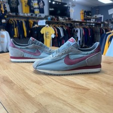 Vintage 1982 Nike Cortez Athletic Shoes 820709TY Men's Size 7.5 NOS NEW