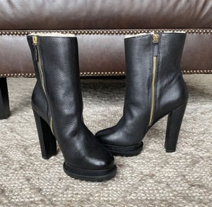 alice and olivia holden shearling boots