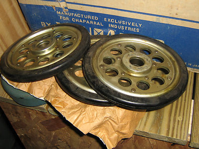 CHAPARRAL SNOWMOBILE 1973-74 rear ilder wheel nos