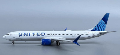 1:400 NG Model UNITED BOEING 737 MAX 10 Passenger Aircraft Diecast Plane Model