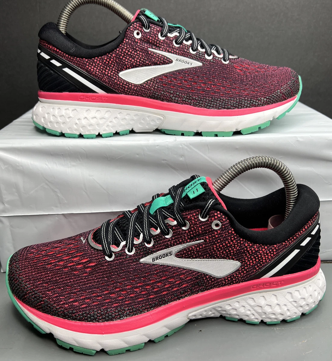 Brooks Womens Ghost 11 1202771B017 Pink Black Running Shoes Sneakers Sz 7 Superb