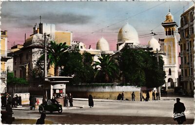 CPA CONSTANTINE Place de la Pyramide et Eglise ALGERIEN (1388895)