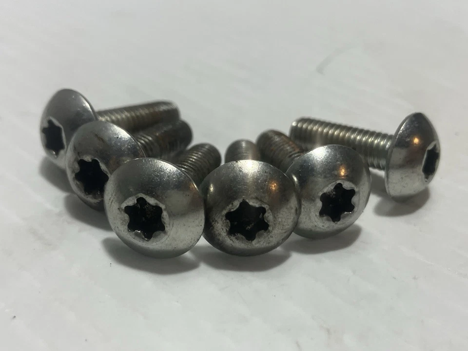 Suzuki GSXR 600 2016 placa de montaje de transmisión (OEM) Foto 2 de 4