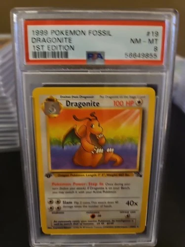 1999 Pokemon Fossil 1st Edition Dragonite #19 - English Rare 19/62 - PSA 8