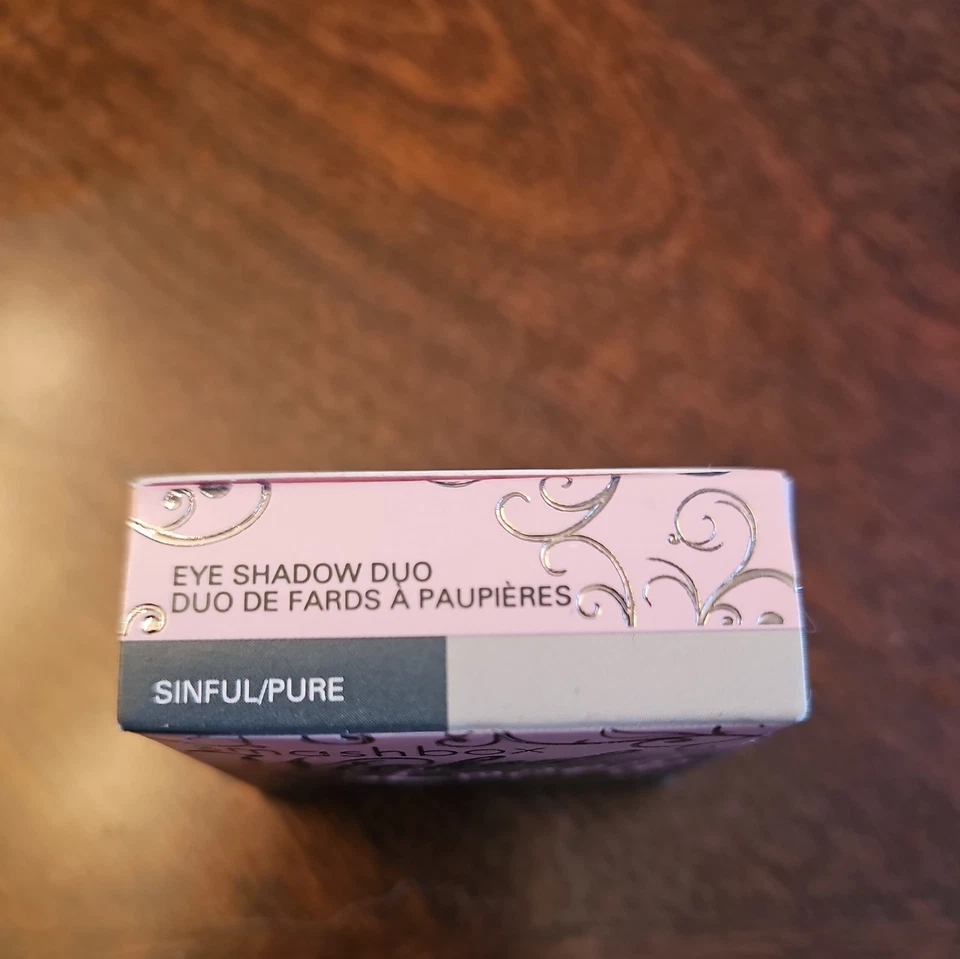 Smashbox Eye Shadow Duo - Smashing Duo-Tone Rare. Sinful/Pure. Wicked Lovely - Image 2 of 4