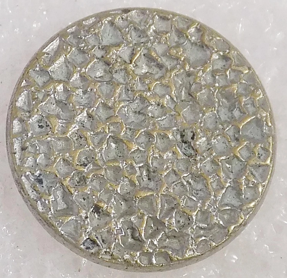 Antique 1 Piece Button Solidite Paris Back Geometric Design  Mid 1800s - Image 3 of 4