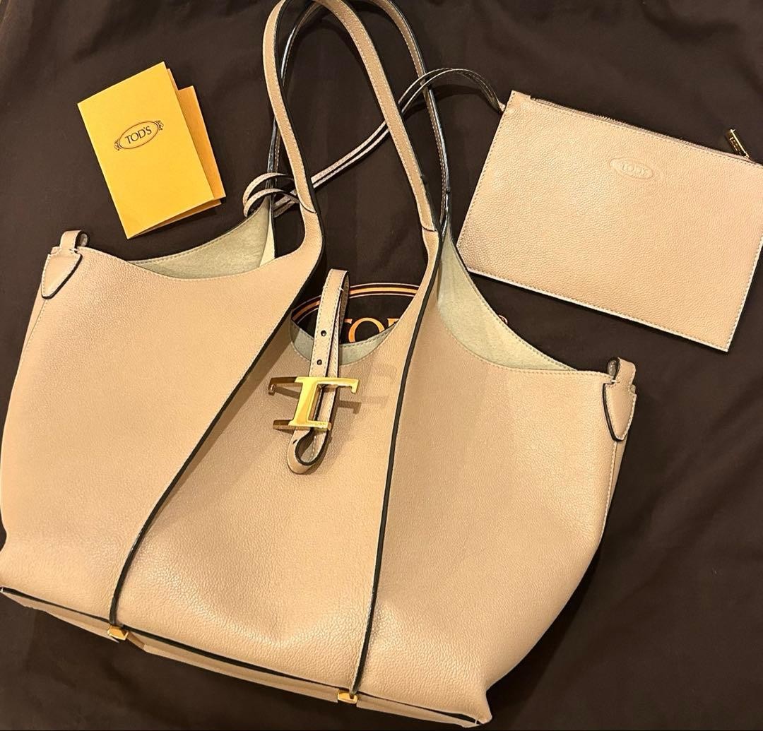 TOD’S T Timeless Leather Shopping Bag Small