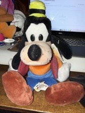 Walt Disney World 10  Goofy Bean Bag w/Tags