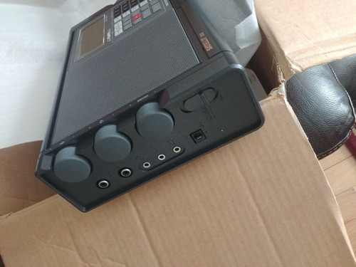 GRUNDIG SATELLITE 700 IN MINT CONDITION WITH ALL ORIGINAL PACKAGING - Zdjęcie 9 z 17