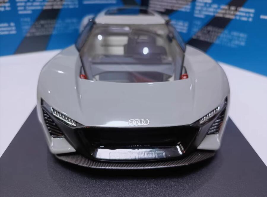 Autocult 1/18 アウディ PB18 e-tron AVENUE Autocult Avenue 43 AUDI PB18 E-TRON GERMANY 2018 GRAY 1/18