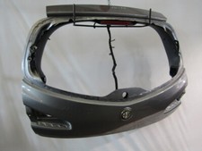 60694122 PORTELLONE COFANO POSTERIORE BAULE ALFA ROMEO 147 R 1.9 D 85KW 5M 5P (2
