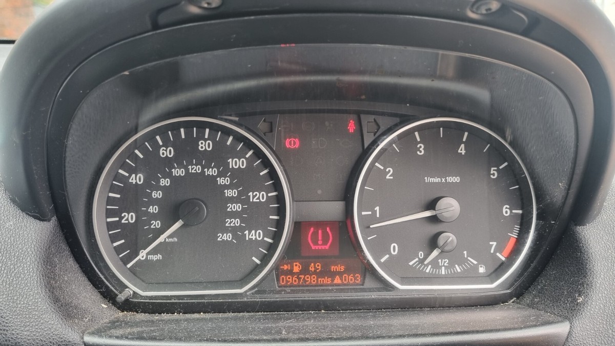 bmw 116i e87用 $_57.JPG?set_id=880000500F