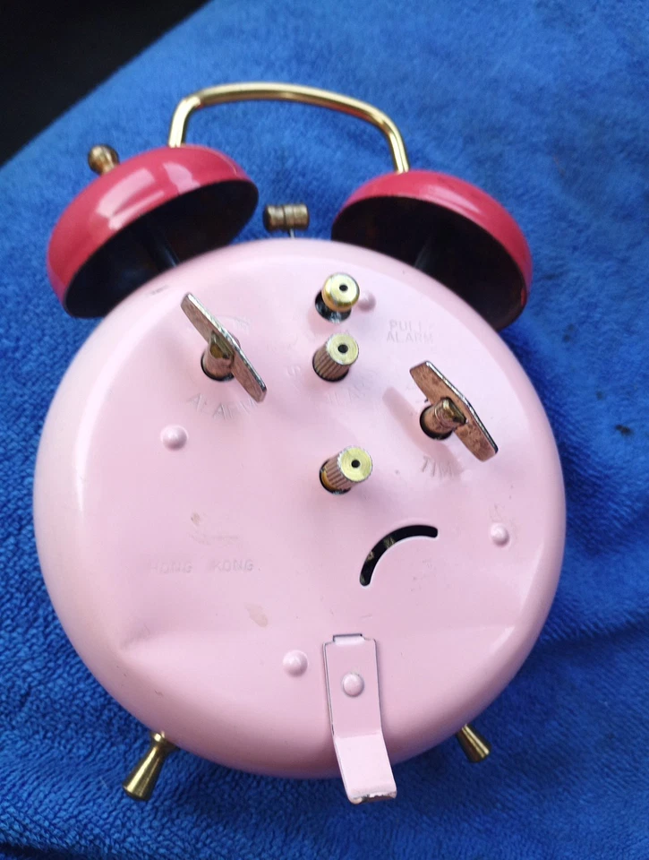 Vintage STRAWBERRY SHORTCAKE 1981 Bradley Alarm Clock Red Alarm Bells American G - Image 3 of 4