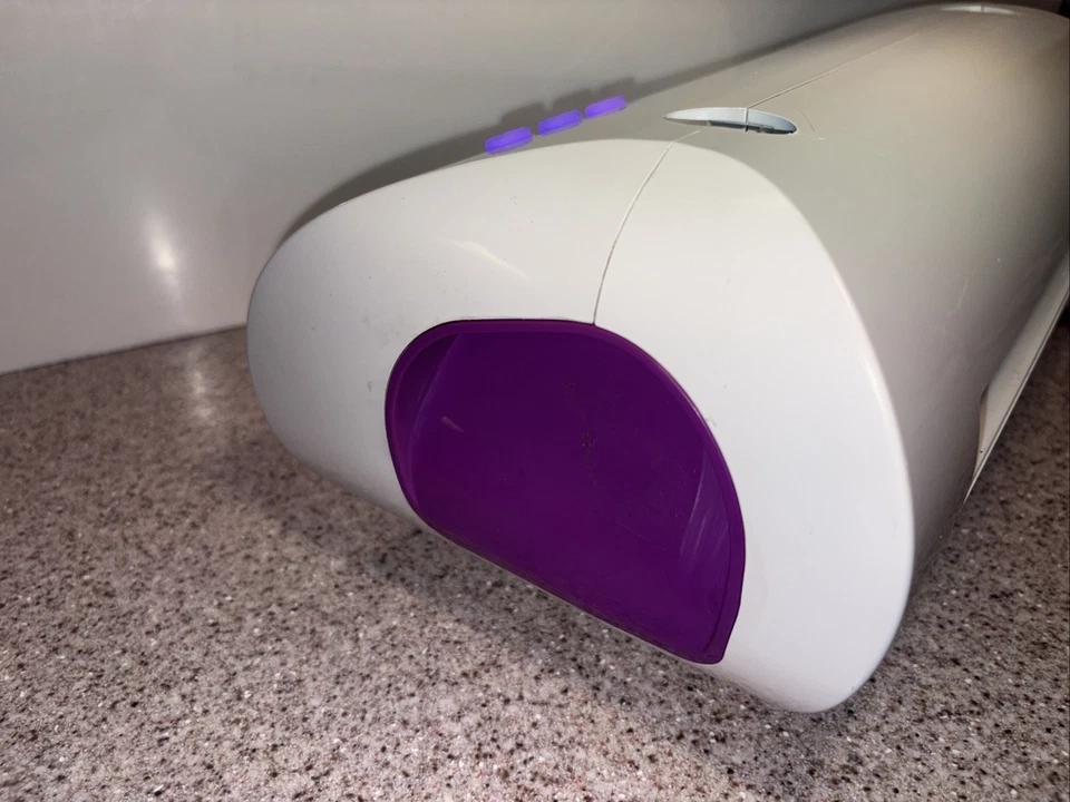 Crafters Companion Full Size Gemini Die Cut & Emboss Machine. - Image 4 of 4