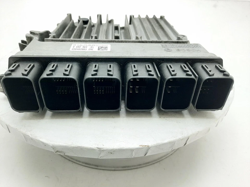 BMW 1 SERIES F20/F21 Engine Control Module ECU M140i 3.0 Petr 2015-2019 8692694 - Imagem 3 de 4