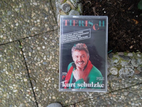 Kurt Schulzke, Tierisch u. Robert Jung, A bisserl Herz, a bisserl Schmerz, 2 MC