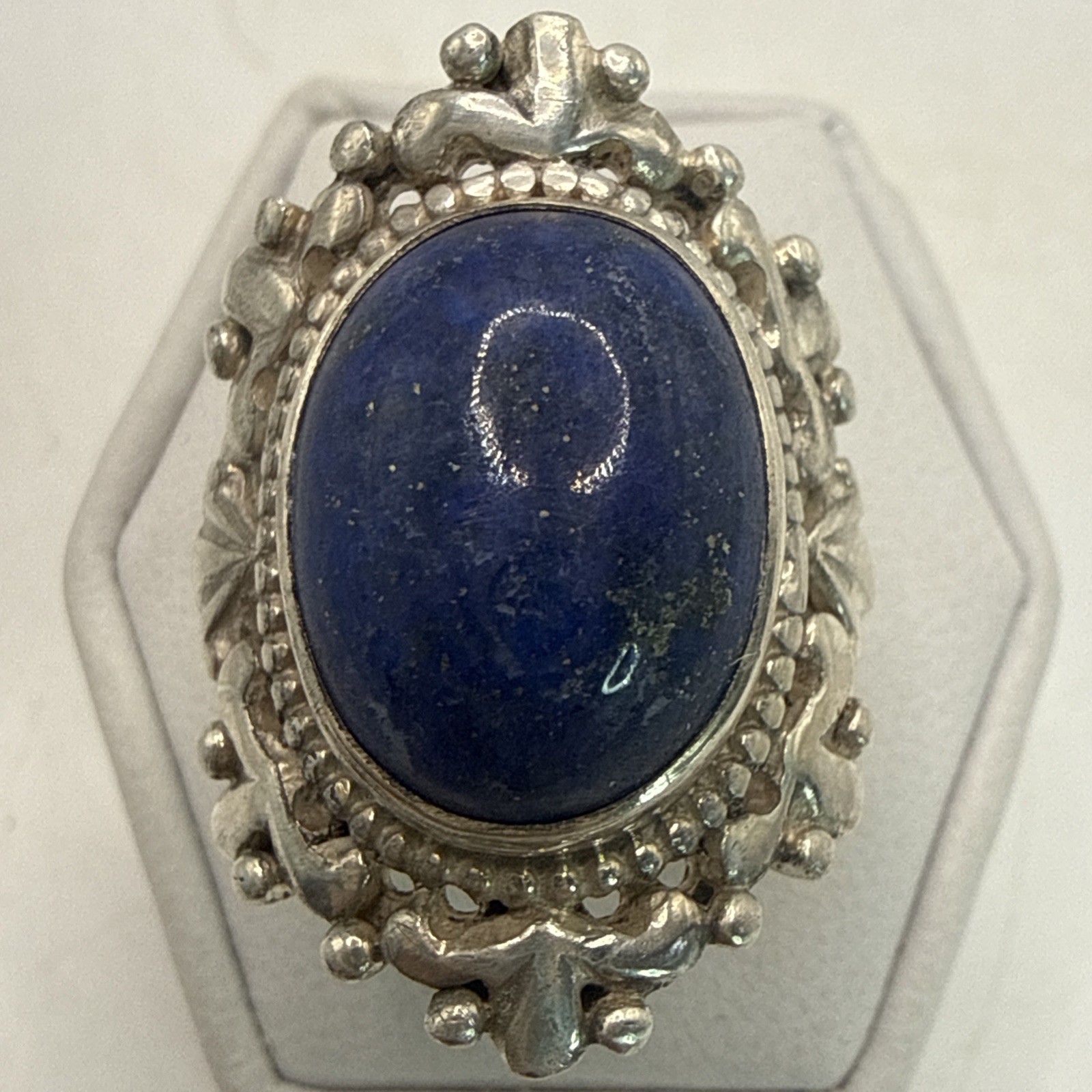 STUNNING .925 Vintage Sterling Silver Estate Ring Size 7.75 with Blue stone