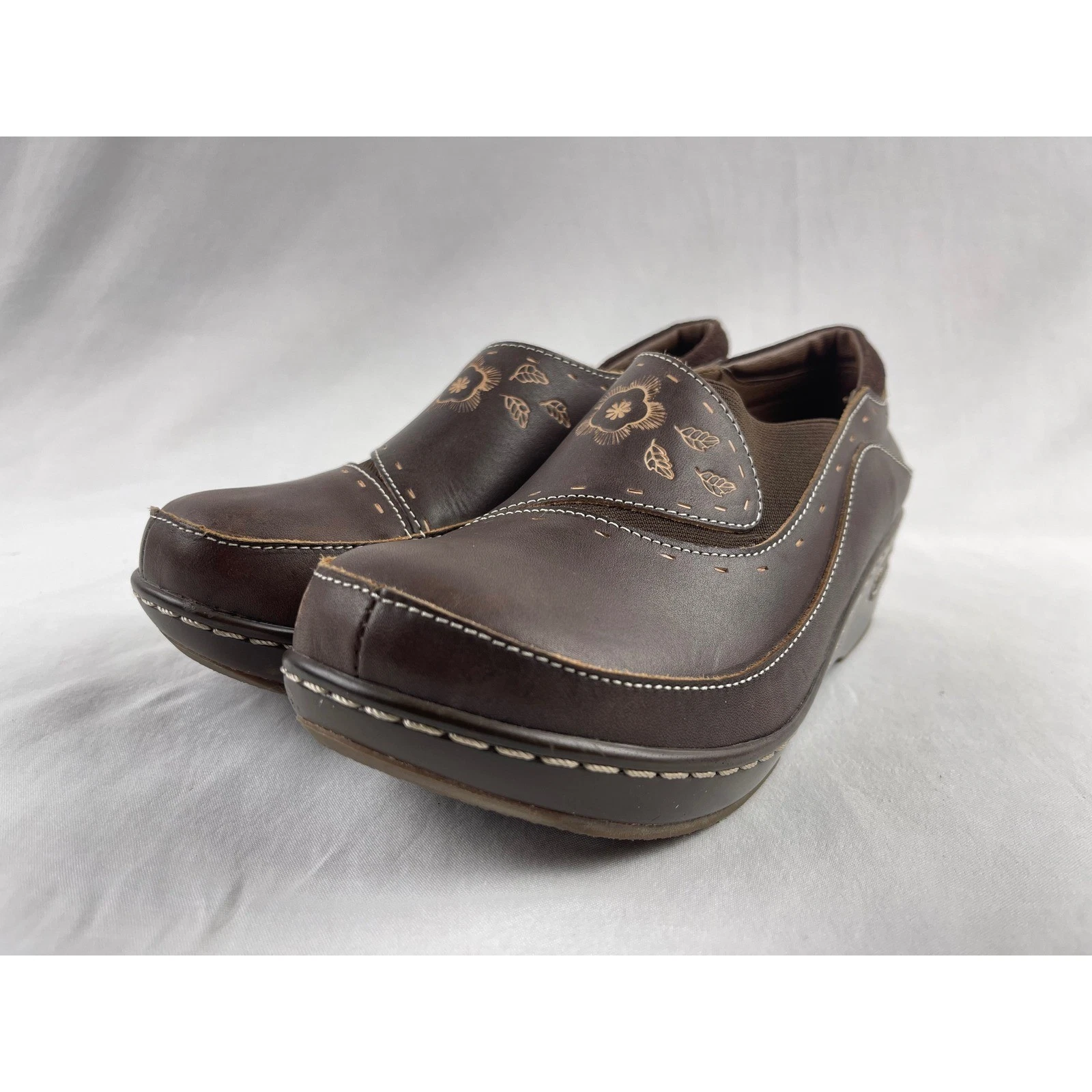 Spring Step L'Artiste Womens 39 Brown Floral Embroidered Leather Wedge Clogs