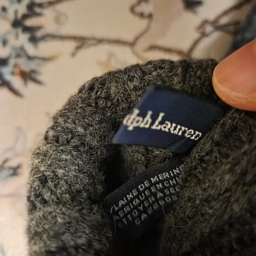 Polo Ralph Lauren Merino Wool Gloves, Dark Gray, Excellent