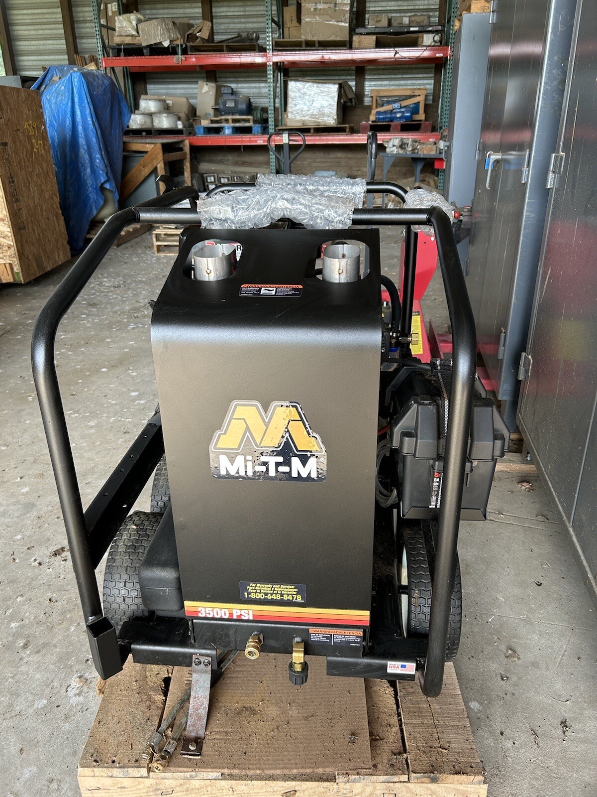 MI-T-M GH-3504-0EGM Pressure Washer, NEW Open Box
