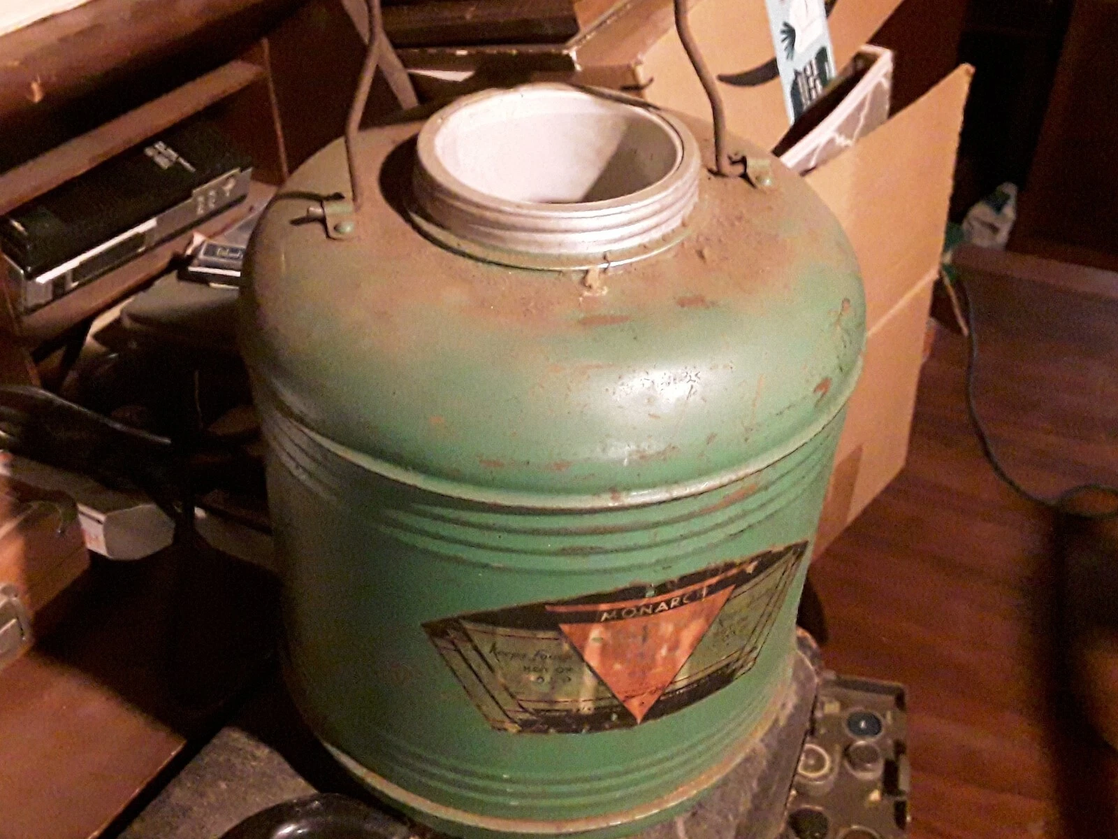 Vintage Monarch Drink Cooler