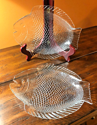 Pasabahce Set of two Fish Platters Raised & Embossed Clear Glass Made in Turkey