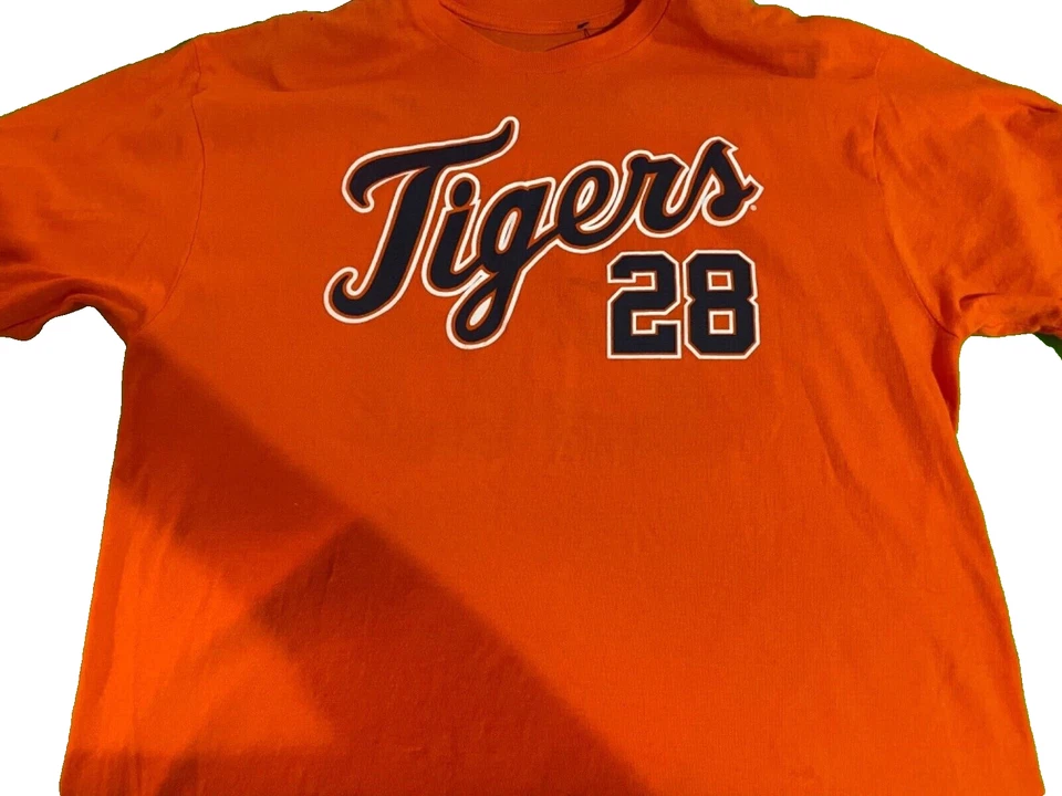 Detroit Tigers Fielder #28 Licensed MLB Fan T-Shirt Unisex XL - Image 2 of 2