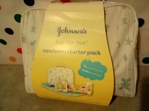 johnson's top to toe newborn starter pack