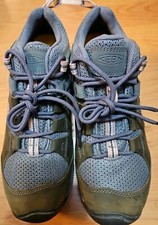 KEEN Women's Steens Vent Low Height Breathable Hiking Shoes Size 40.5/10 DISPLAY
