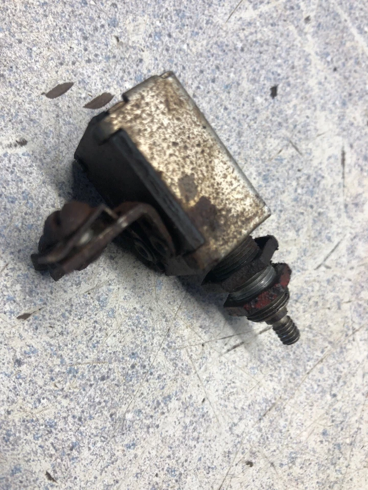 Оригинальный выключатель света WHEEL HORSE Wheelhorse 1054 953 без переключателя проверен работает 5273 - Изображение 3 из 4