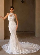 Sleeveless Mermaid Wedding Dress Halter Collar with Floral Lace Bridal Gown
