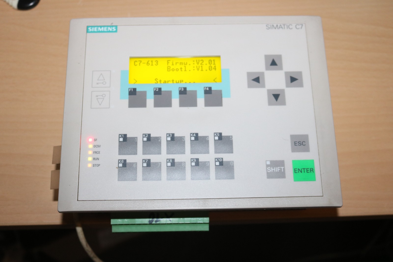 Siemens Simatic C7-613 operator panel 6ES7613-1CA02-0AE3 6ES7 613-1CA02-0AE3