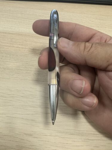 Papyrus Ballpoint Pen in Box - Picture 10 of 14