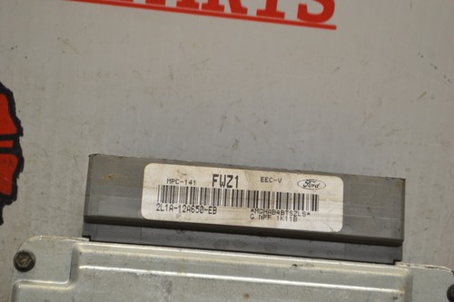 2002 Ford Expedition 4.6L Engine Control Unit ECU 2L1A12A650EB Module 37-5A2 - Picture 2 of 4
