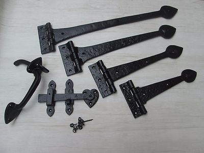 cottage suffolk latch PAIR of cast iron vintage ARROW HEAD door t tee hinges