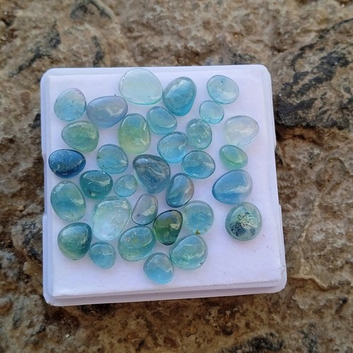 17 Carat Natural Blue Bi Color Tourmaline Smooth Rose Cut Slice 31 Piece Lot - Picture 2 of 24